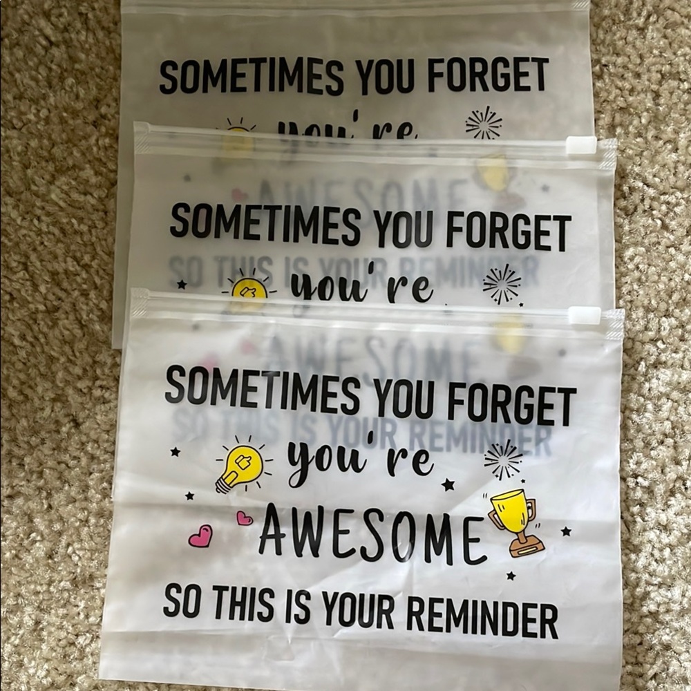 3 gifting bags